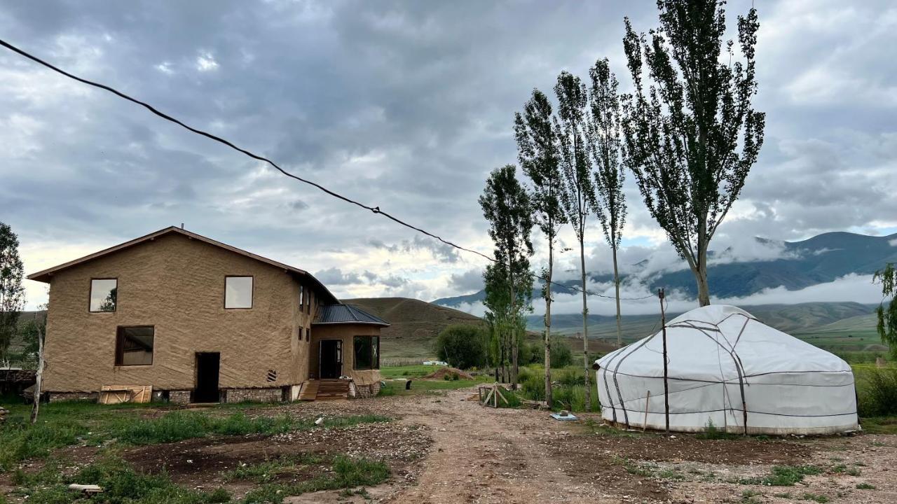 Kyzart Hotel & Horse Tours Bagysh Екстериор снимка